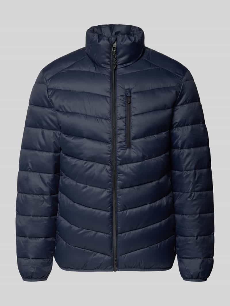 Kurtka pikowana o kroju regular fit z pionową kieszenią na piersi zapinaną na zamek błyskawiczny