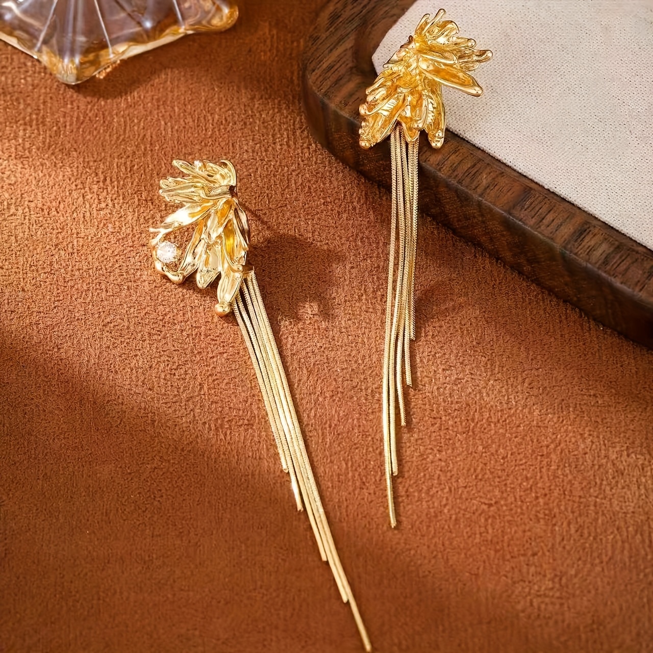 TEMU 2 szt. Eleganckich, vintage kolczyków z długimi frędzlami w kwiaty dla kobiet, uniwersalne elementy mody, klasyczne prezenty, odpowiednie na