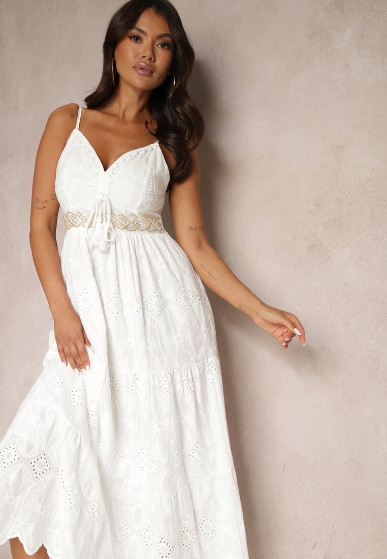 Biała Haftowana Sukienka z Bawełny na Ramiączkach w Stylu Boho Cyravia