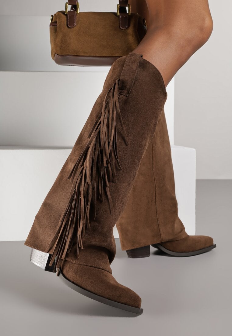 Brązowe Kozaki Kowbojki na Stożku z Cholewką Imitującą Nogawkę z Frędzlami Monettea