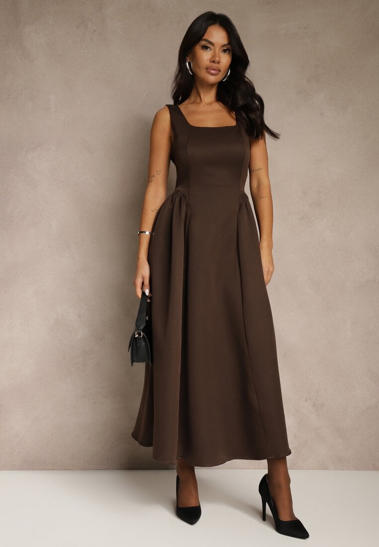 Brązowa Sukienka o Rozkloszowanym Kroju na Szerokich Ramiączkach Retelina