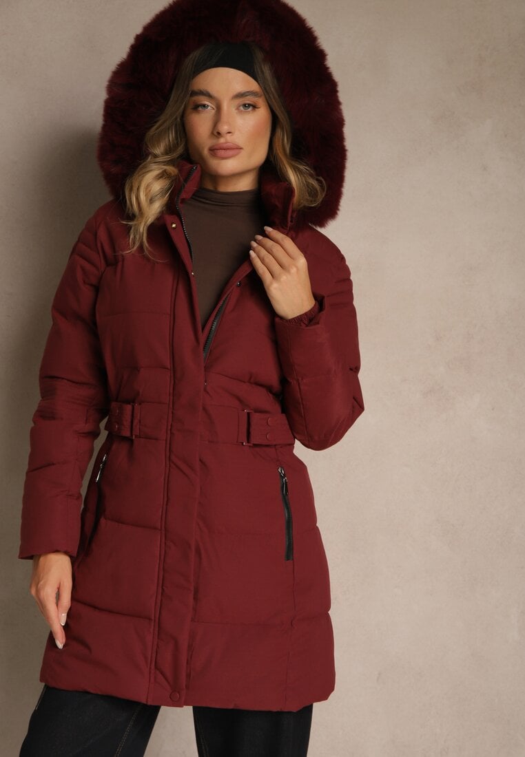 Bordowa Pikowana Kurtka Zimowa z Kapturem z Futerkiem Goella