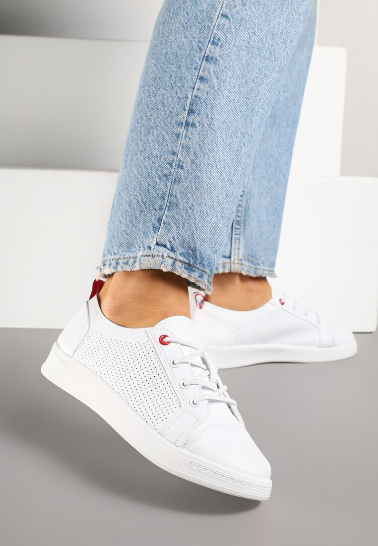 Białe Tenisówki z Ozdobną Perforacją przy Cholewce Tanariela