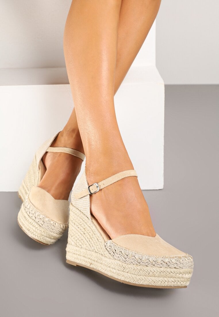 Beżowe Sandały Typu Espadryle na Plecionym Koturnie Tervanis