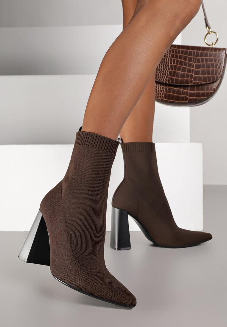 Brązowe Botki Vices na Geometrycznym Słupku ze Skarpetową Cholewką Falunelle