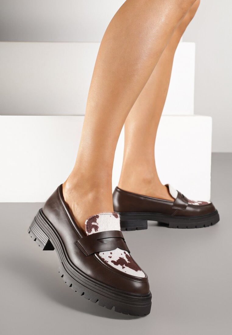 Brązowe Klasyczne Mokasyny ze Skórzaną Wkładką i Wstawką w Krowie Łaty Tulirena