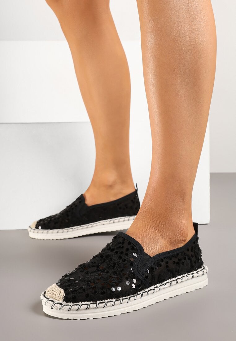 Czarne Siateczkowe Espadryle z Cekinowym Zdobieniem Vivianoria