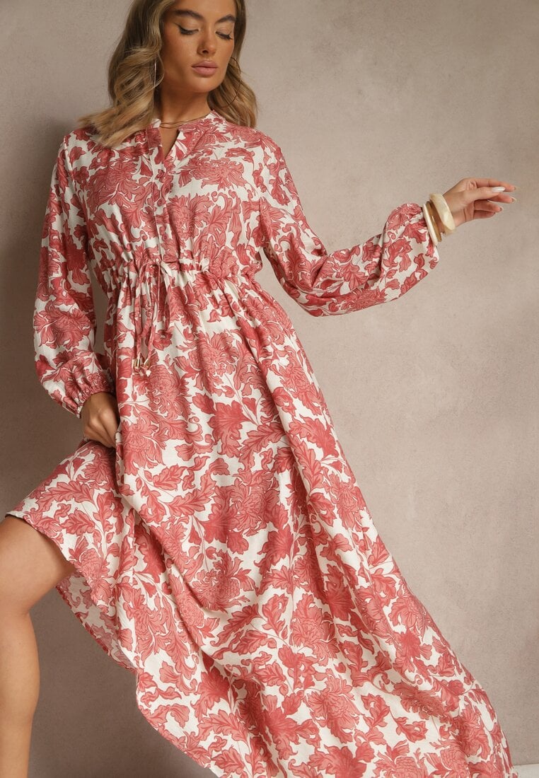 Różowa Kwiecista Sukienka z Wiskozą o Rozkloszowanym Kroju Filennea