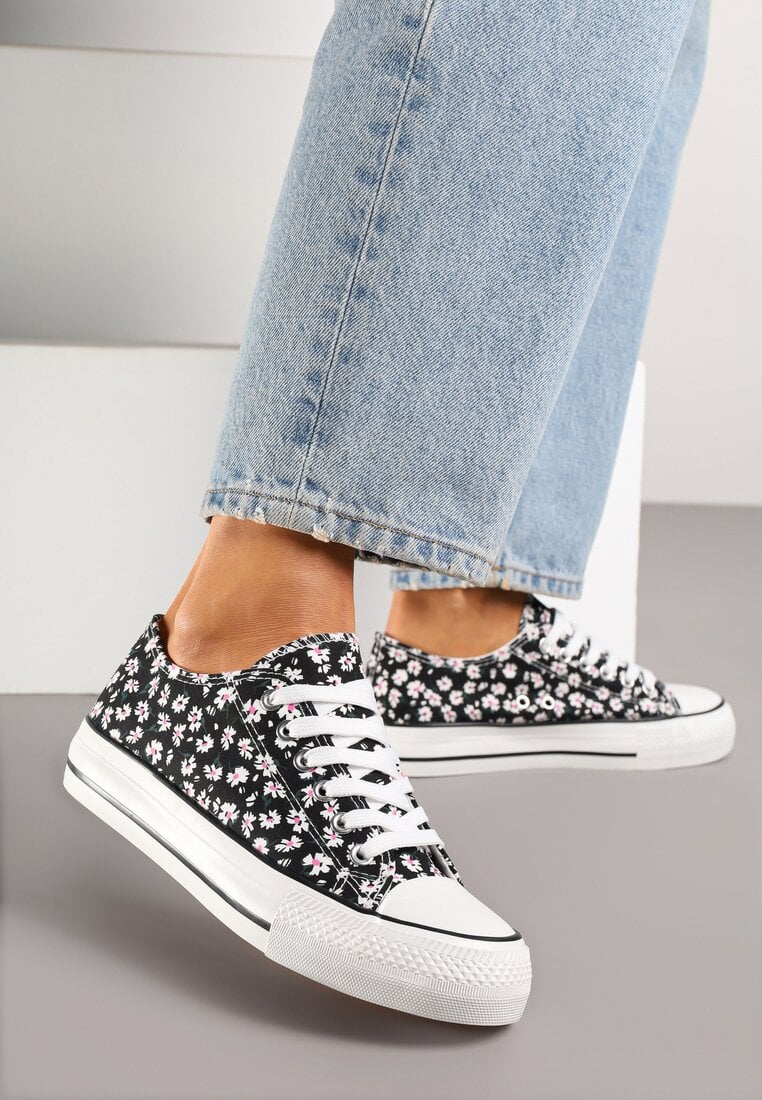 Czarne Casualowe Trampki w Kwiatki Foleriella