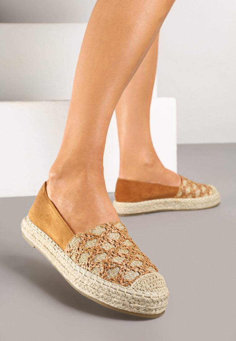 Jasnobrązowe Espadryle Ozdobione Plecionką i Geometrycznym Motywem Sdivoria
