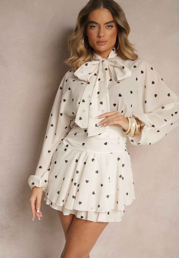 Beżowa Sukienka o Rozkloszowanym Kroju z Nietoperzowymi Rękawami i Wiązaniem Mironaria