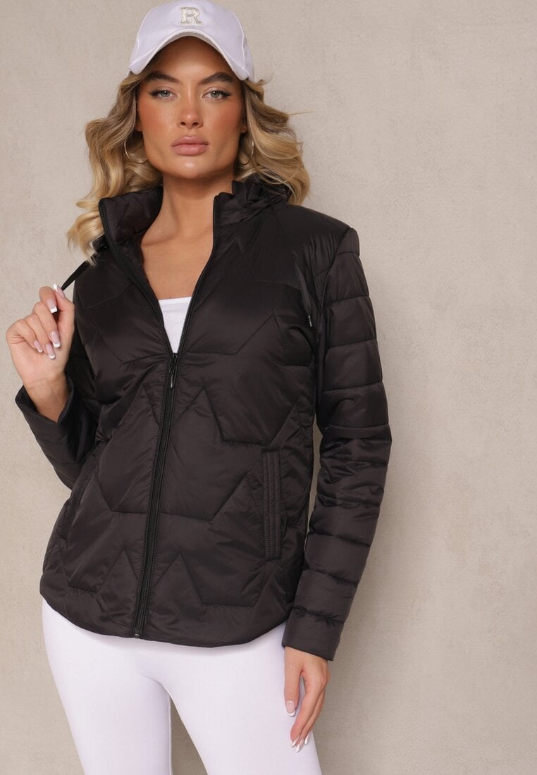 Czarna Kurtka z Geometrycznym Pikowaniem i Kapturem Lilidi