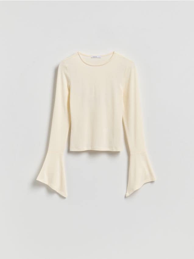 Reserved - Bluzka z rozszerzanymi rękawami - złamana biel