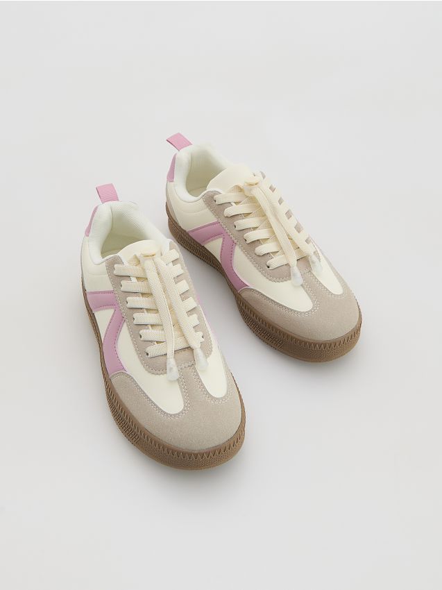 Reserved - Sneakersy z łączonych materiałów - złamana biel