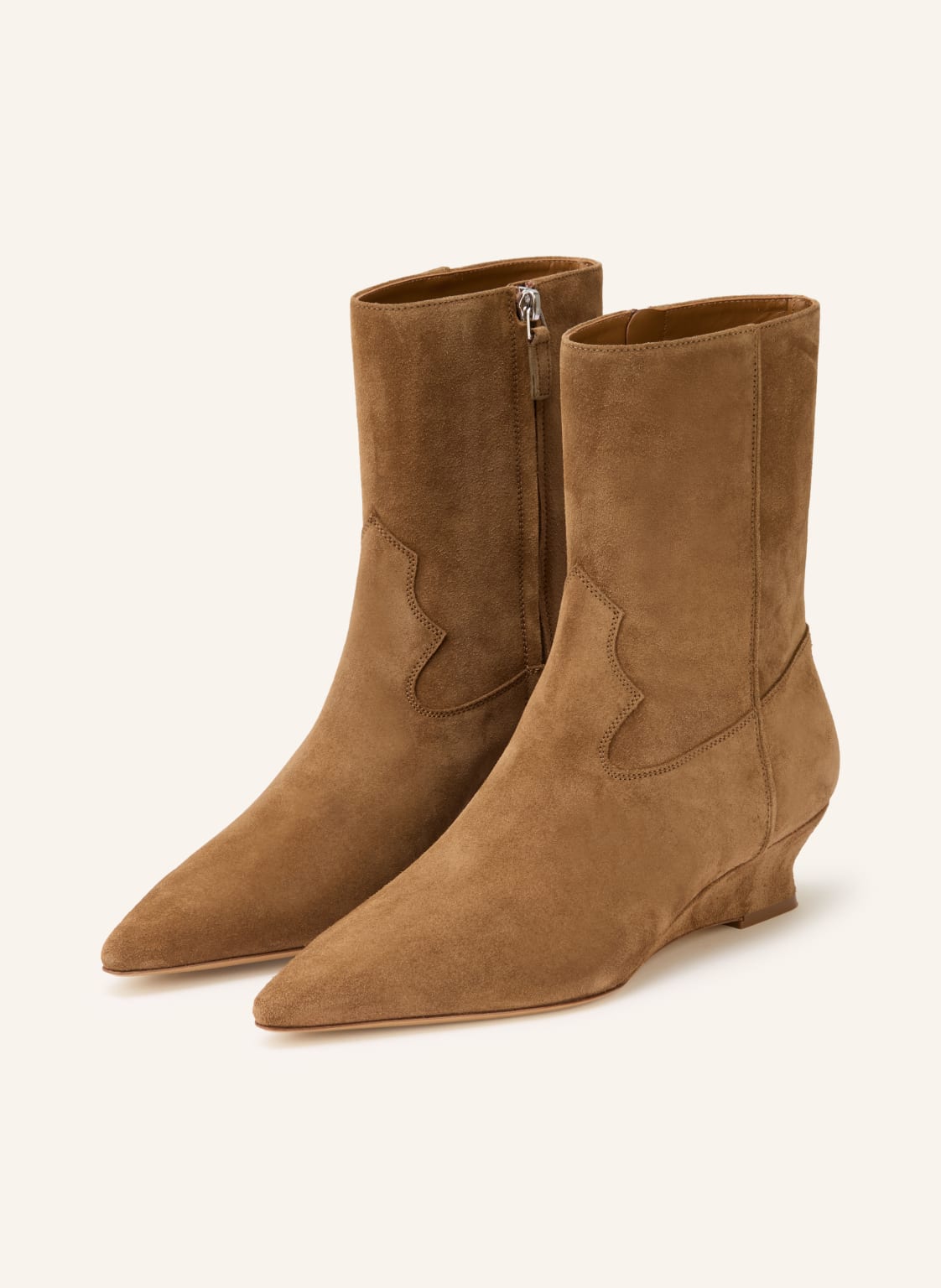 Le Monde Béryl Botki Camille beige