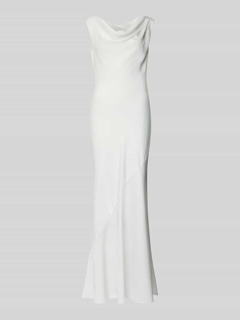 Suknia ślubna z satyny z lejącym dekoltem