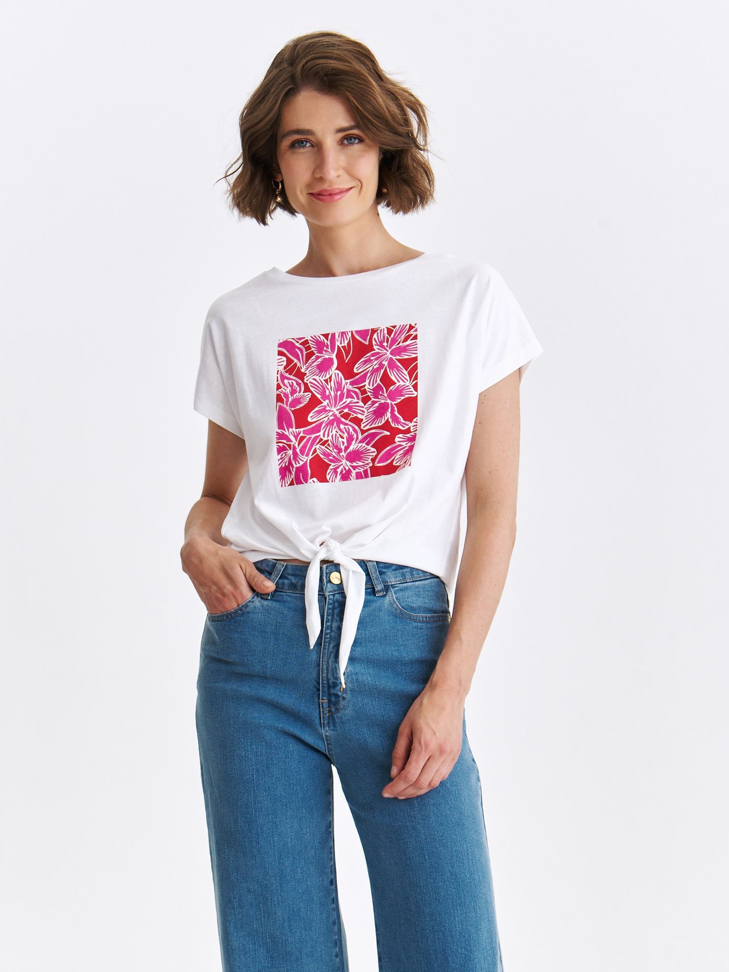 T-shirt damski biały - SPO6293BI t-shirt krótki rękaw - TOP SECRET - Odzieżowy sklep internetowy TOP SECRET