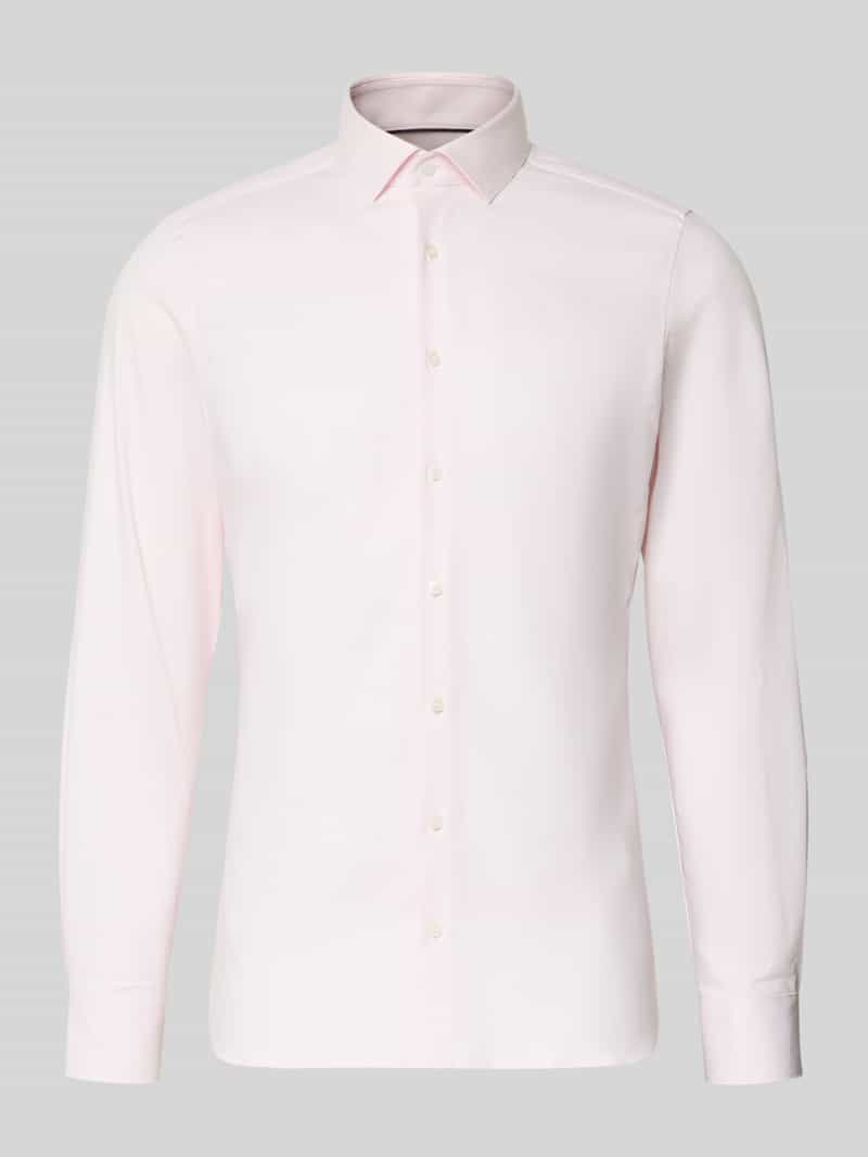 Koszula biznesowa o kroju slim fit z kołnierzykiem typu kent