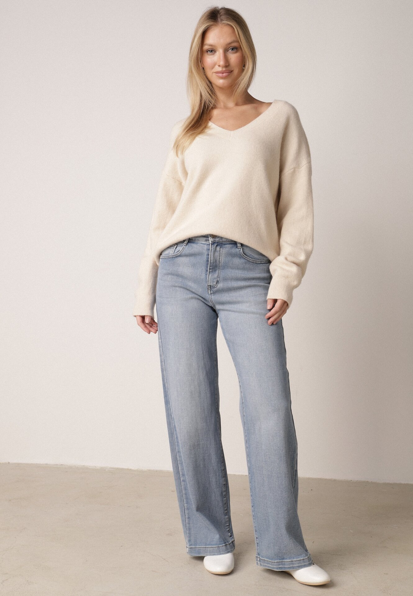 Niebieskie Szerokie Jeansy z Bawełną z Wysokim Stanem Ninuin