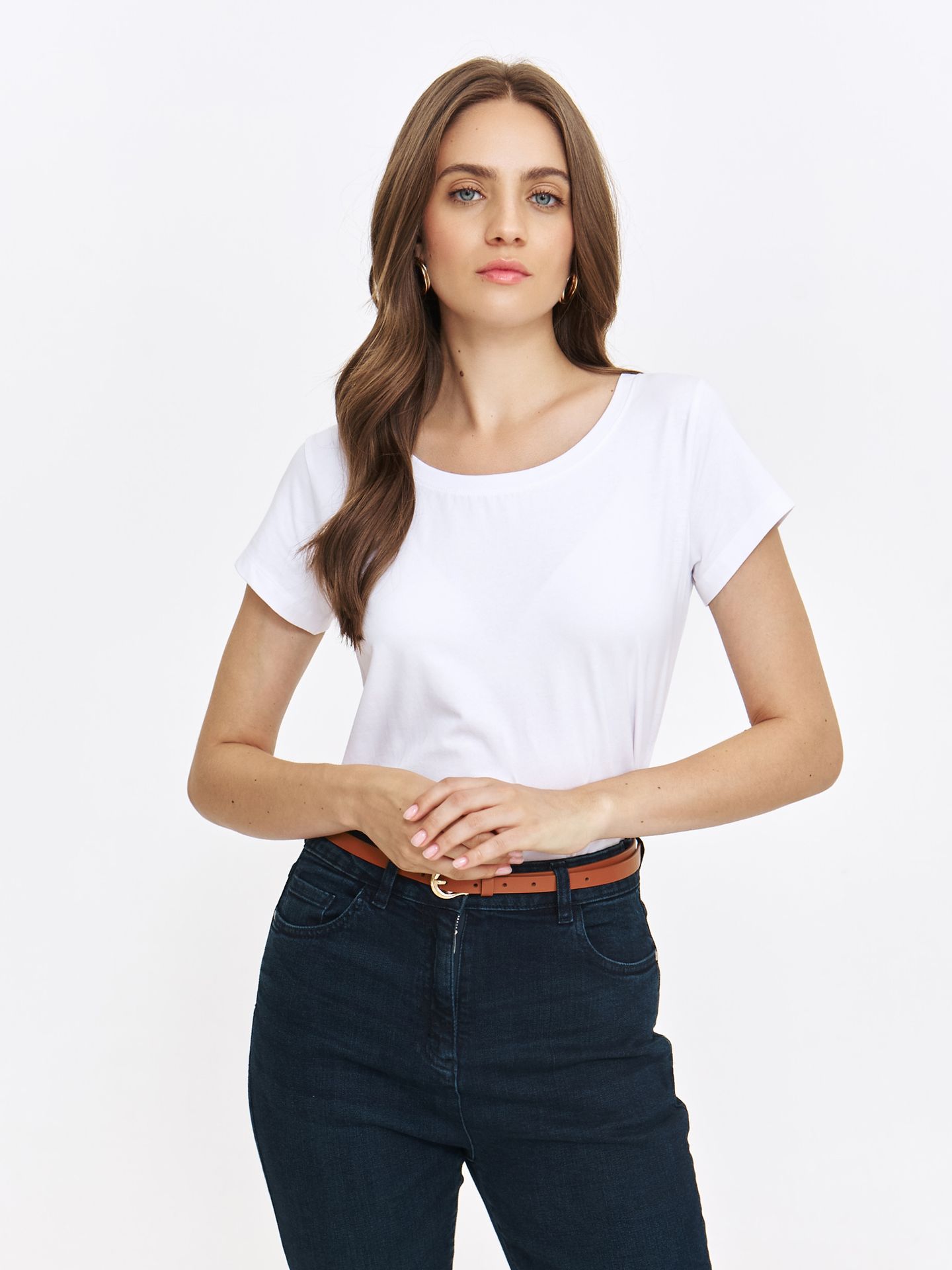 T-shirt damski biały - SPO6255BI t-shirt krótki rękaw - TOP SECRET - Odzieżowy sklep internetowy TOP SECRET