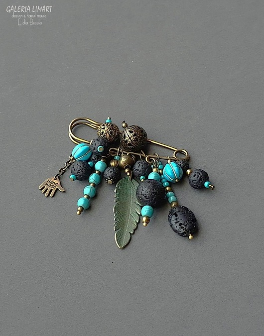 Broszka boho z turkusem na agrafie niezwykła miły prezent handmade