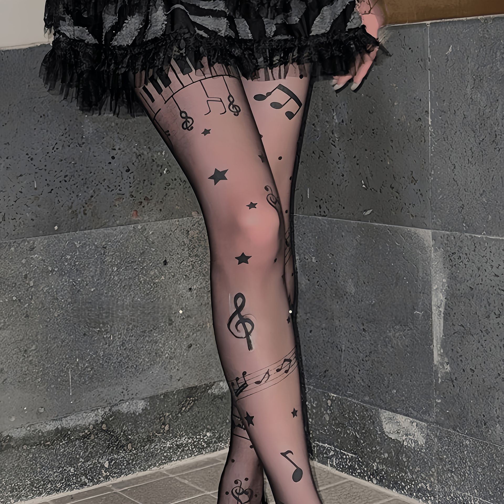 TEMU 1 szt./Strój Mocy Urocze Europejskie i Amerykańskie Stylowe Drukowane Pończochy Vintage Żakardowe Nogi Damskie Letnie Cienkie Skarpetki