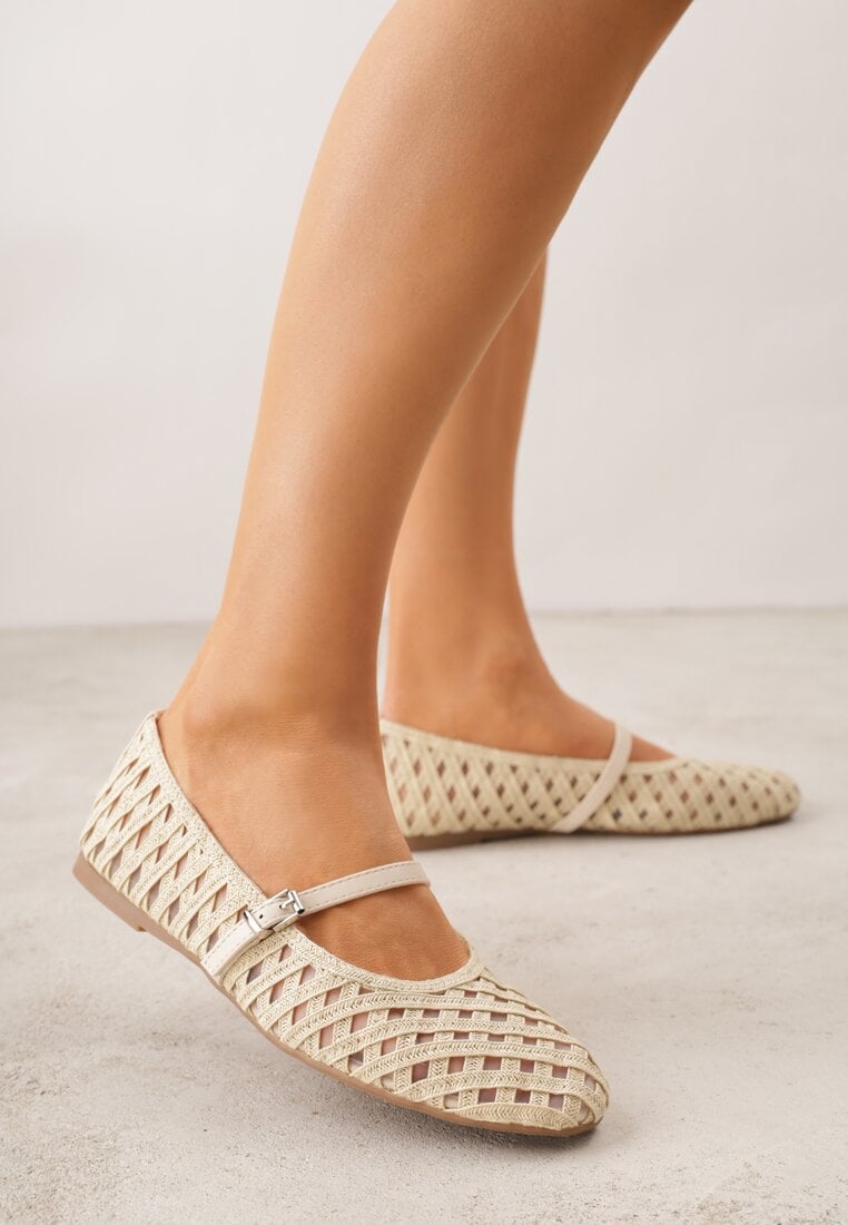 Jasnobeżowe Balerinki z Ażurowym Wzorem i Paskiem Astethera
