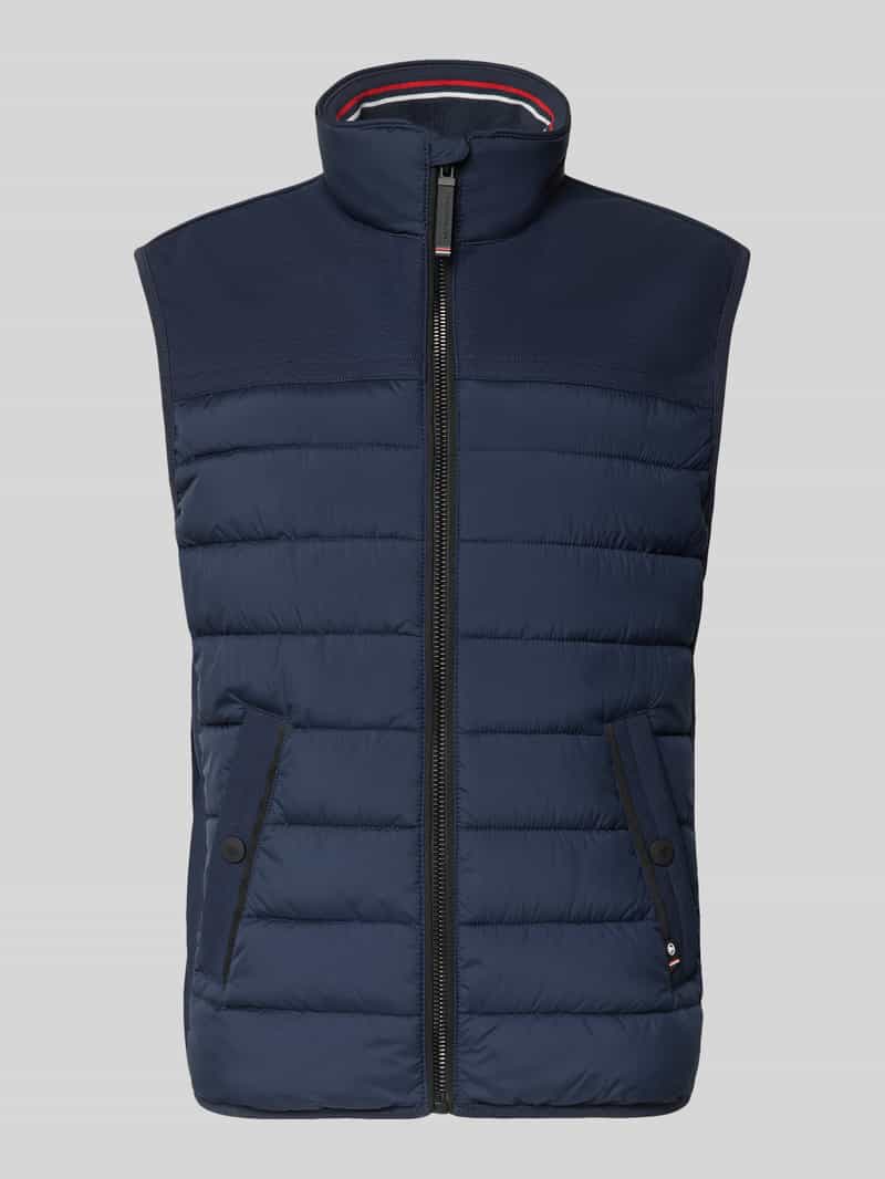 Kamizelka pikowana o kroju regular fit z wodoodpornego materiału