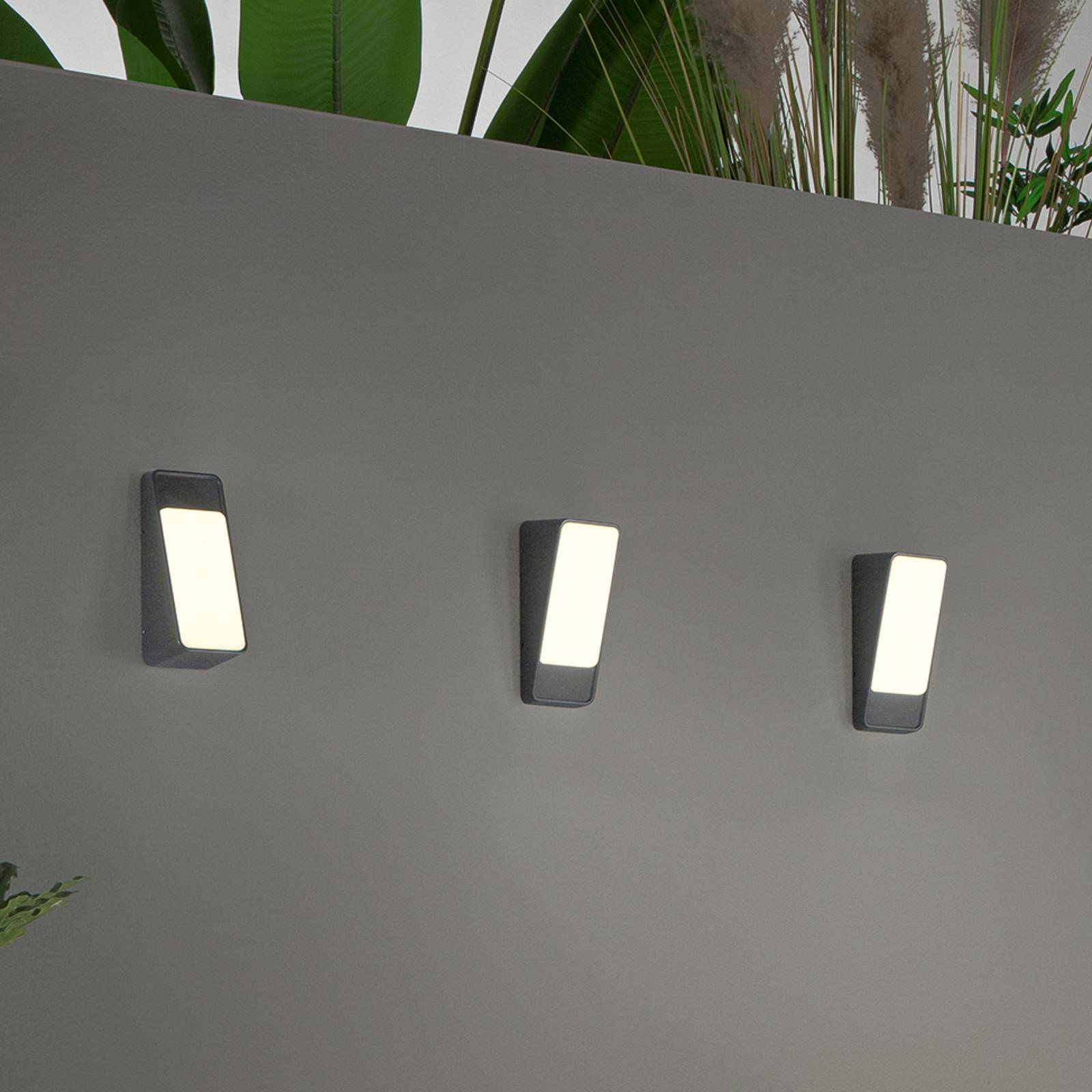 INTEC Kinkiet zewnętrzny LED Coupe, czarny, aluminium, nowoczesny