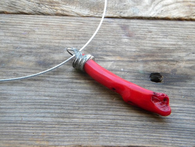 Czerwony koral - naszyjnik - pojedynczy akcent