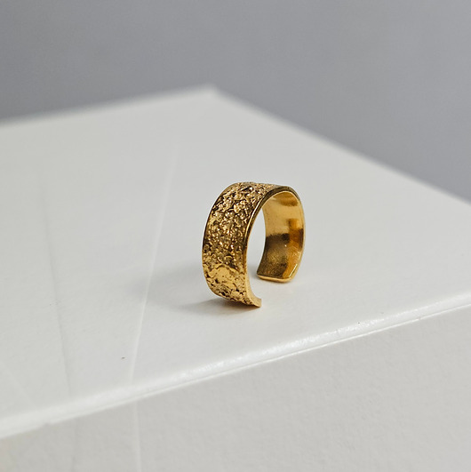 Nausznica cienka srebrna pozłacana