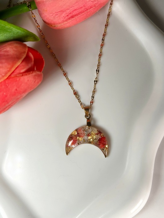 Naszyjnik księżyc z koralowymi kwiatami Biżuteria z kwiatami