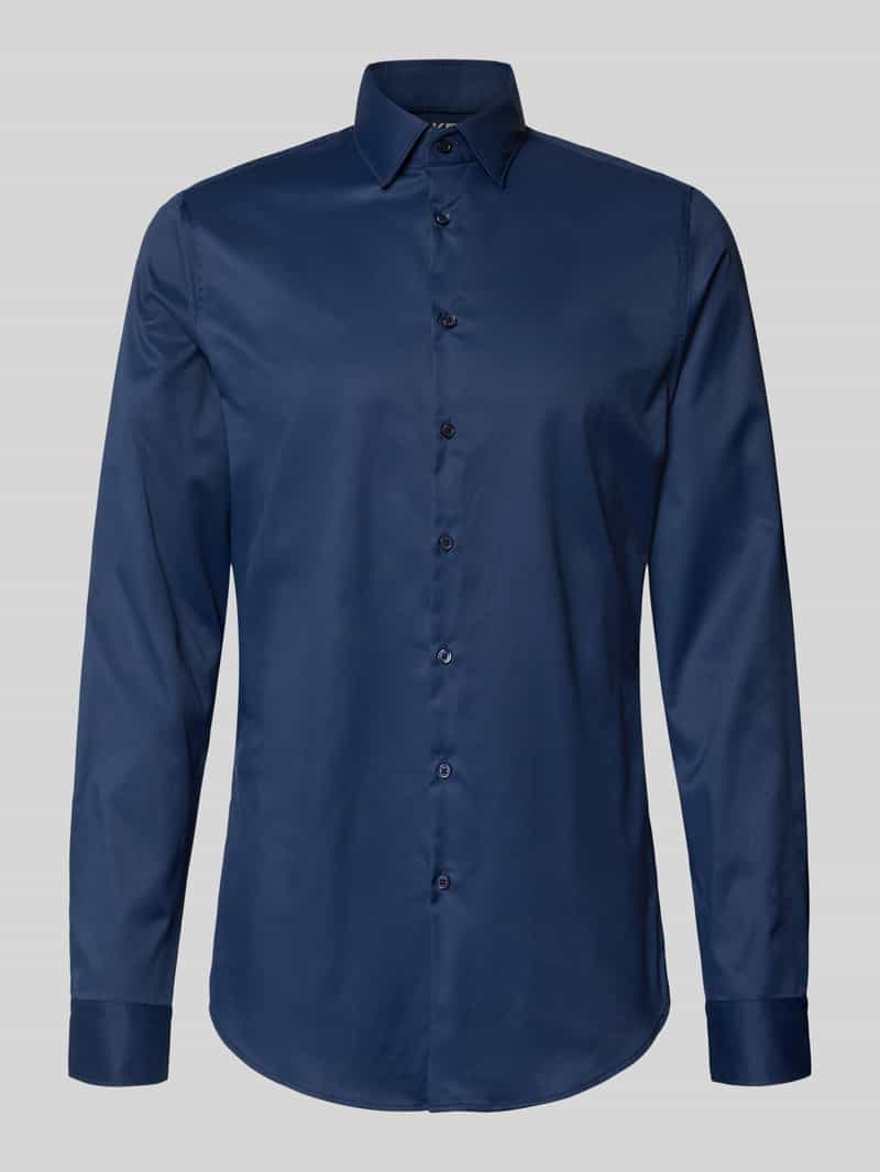 Koszula biznesowa o kroju slim fit z kołnierzykiem typu kent i bardzo długim rękawem