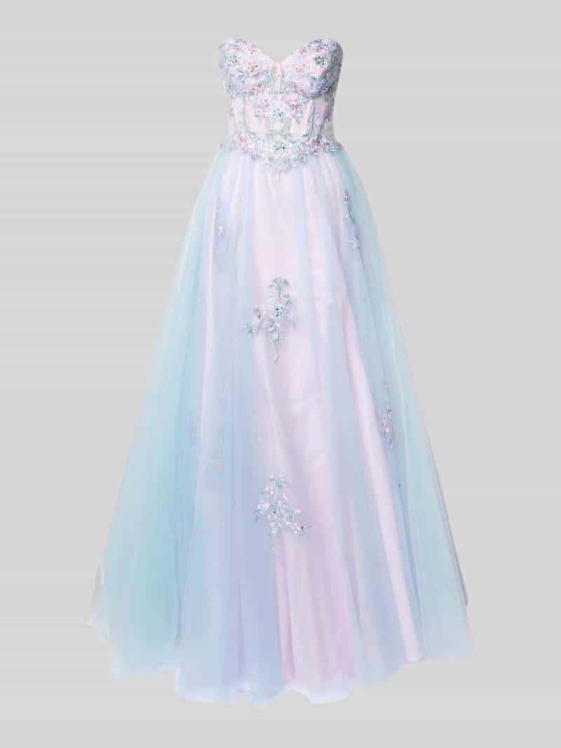 Sukienka wieczorowa z tiulu z haftami