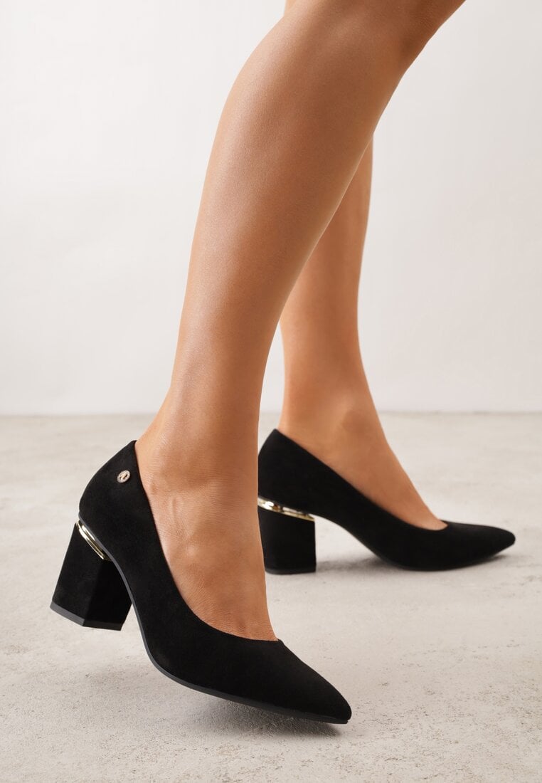 Czarne Czółenka na Słupku z Wkładką ze Skóry Naturalnej i Metaliczną Ozdobą Dynaste