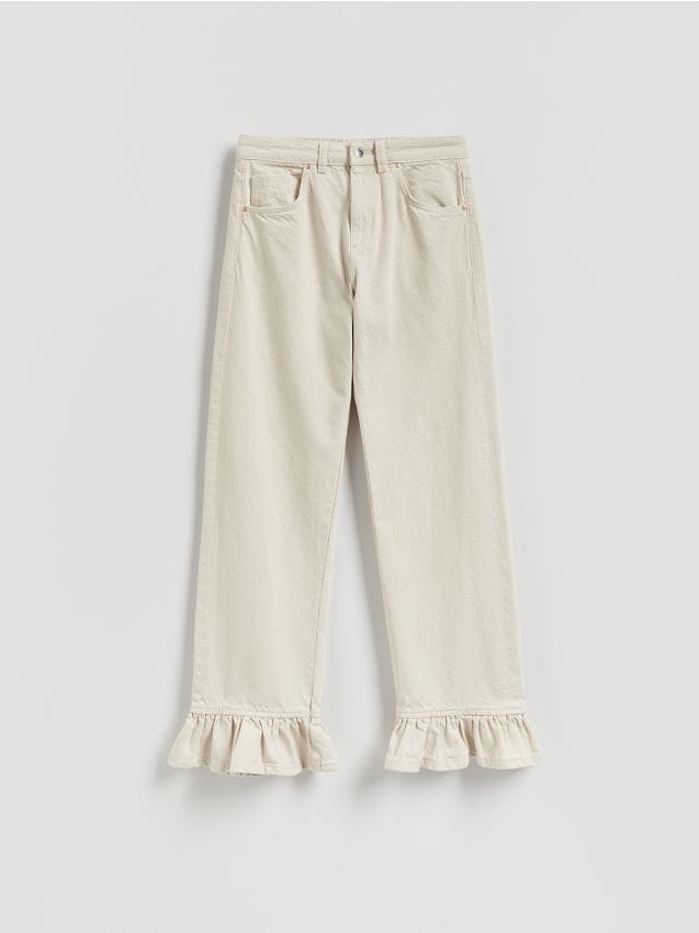 Reserved - Jeansy wide leg z falbankami - kremowy