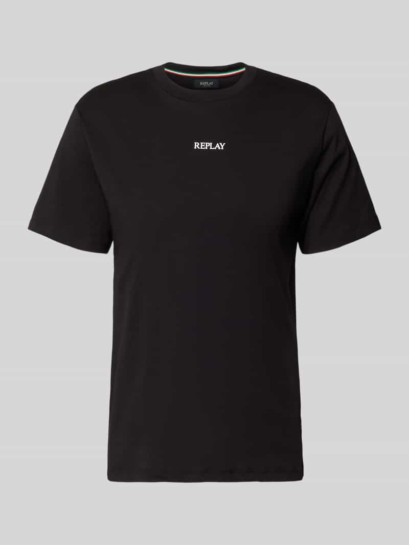 Krój regular fit T-shirt z detal z logo