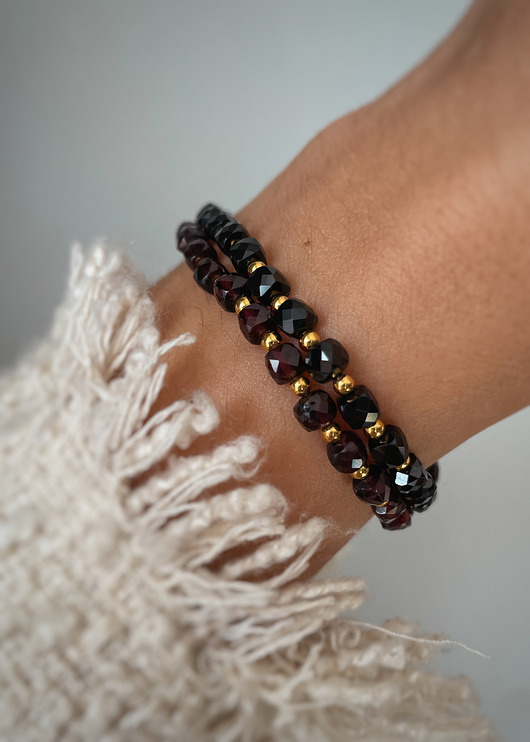 Zestaw dwóch bransoletek z granat i czarny turmalin