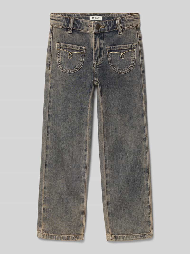 Jeansy o kroju straight fit z naszywanymi kieszeniami