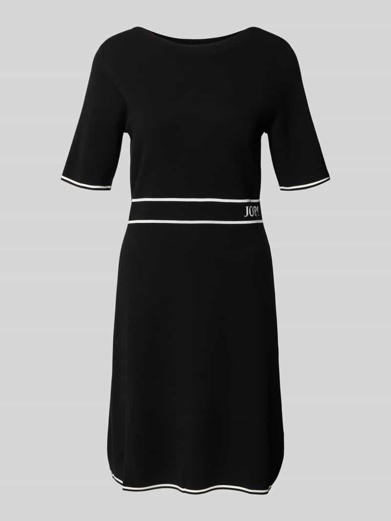 Krój regular fit sukienka z mieszanki wiskozy model 'Kirla'