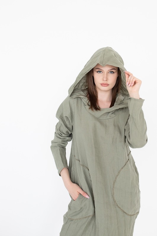 Sukienka lniana z wielkim kapturem , długi rękaw