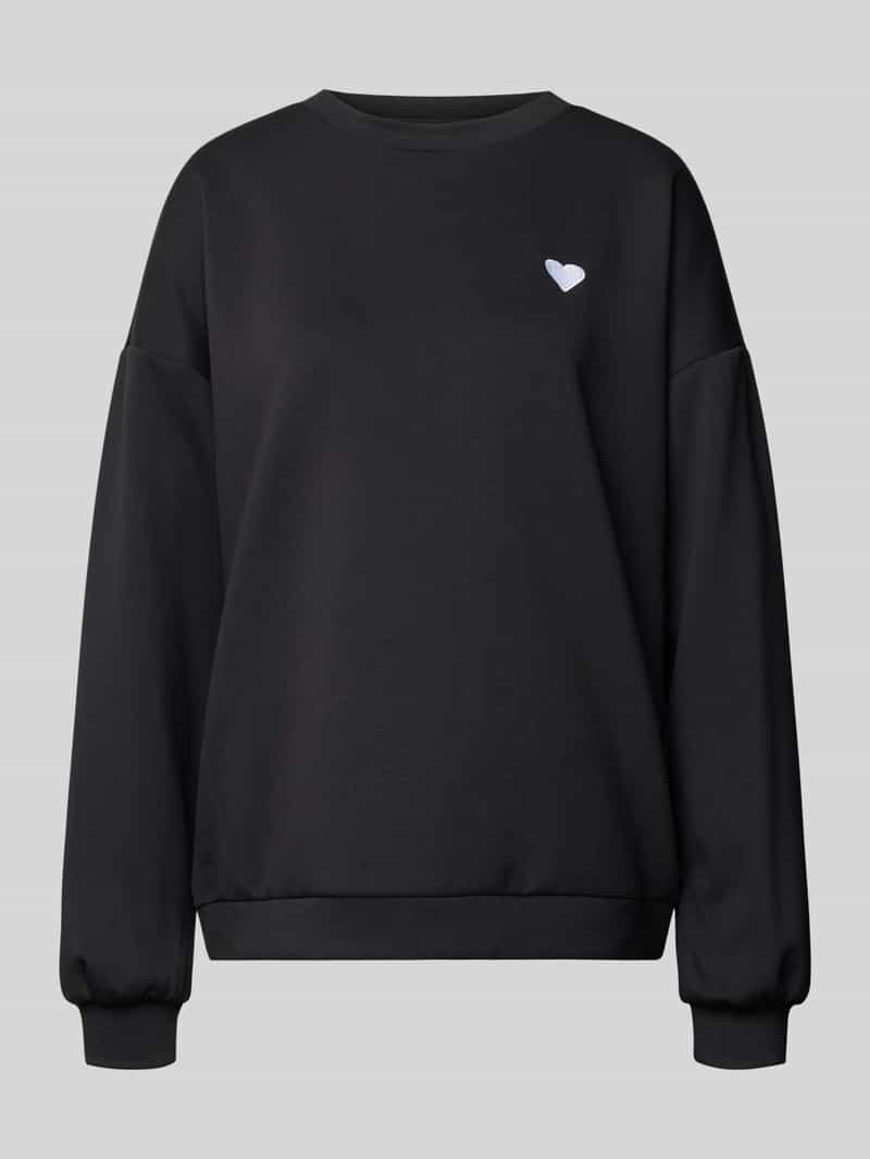 Sweter o kroju relaxed fit z wyhaftowanym sercem Model 'TALIA'