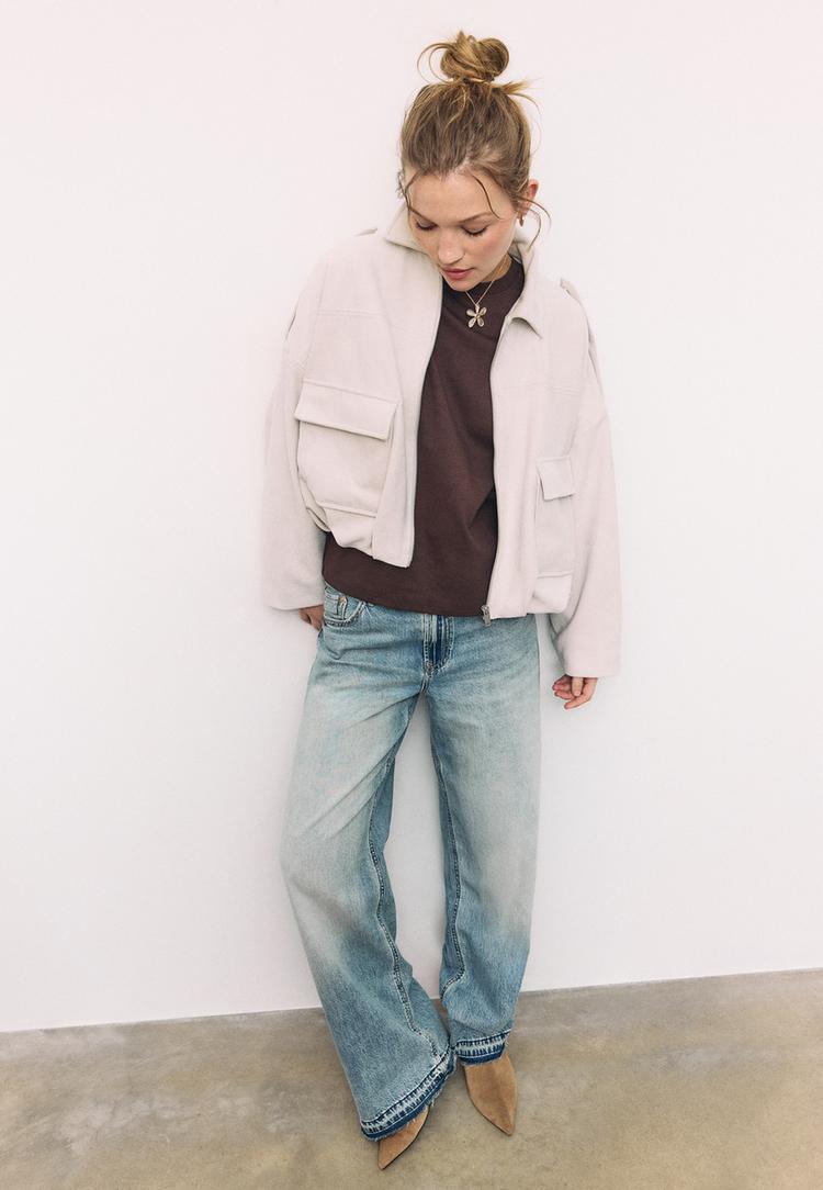 Stradivarius Kurtka balonowa ze sztucznego zamszu Ecru S