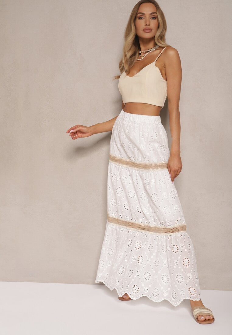 Biała Spódnica Rozkloszowana z Haftami i Ażurowymi Wycięciami Sallivra