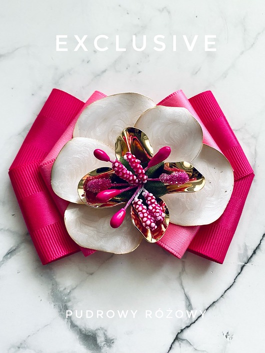 Kolekcja Exclusive Brosza z imponującym kwiatem