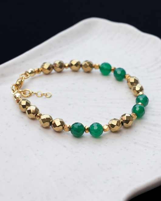 Bansoletka z zielonym agatem i hematytem