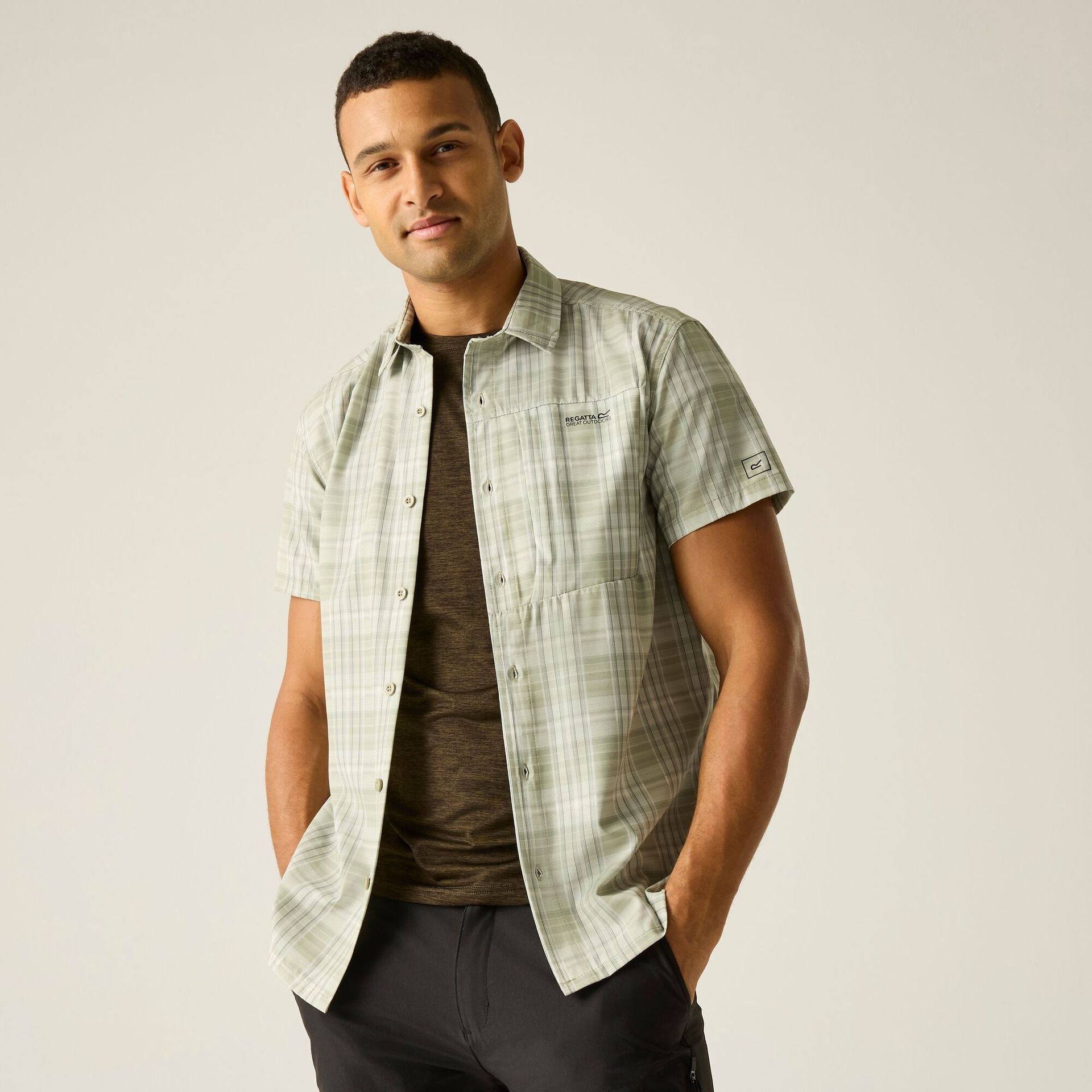 Regatta Koszula męska z krótkim rękawem Travel Light przeciw insektom Zielony, Rozmiar: L