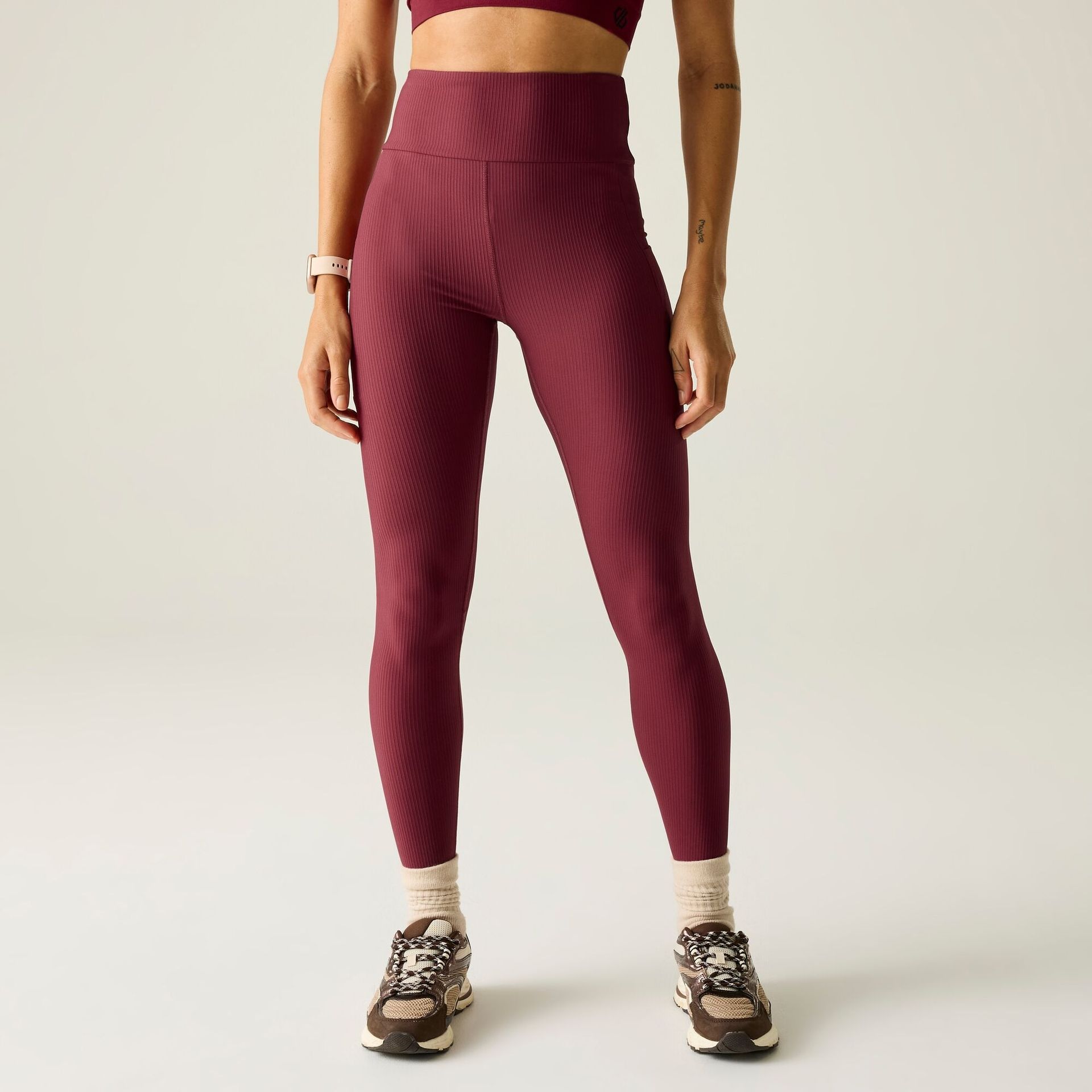 Dare 2b Legginsy sportowe damskie szybkoschnące Hustle Burgundowy, Rozmiar: 38