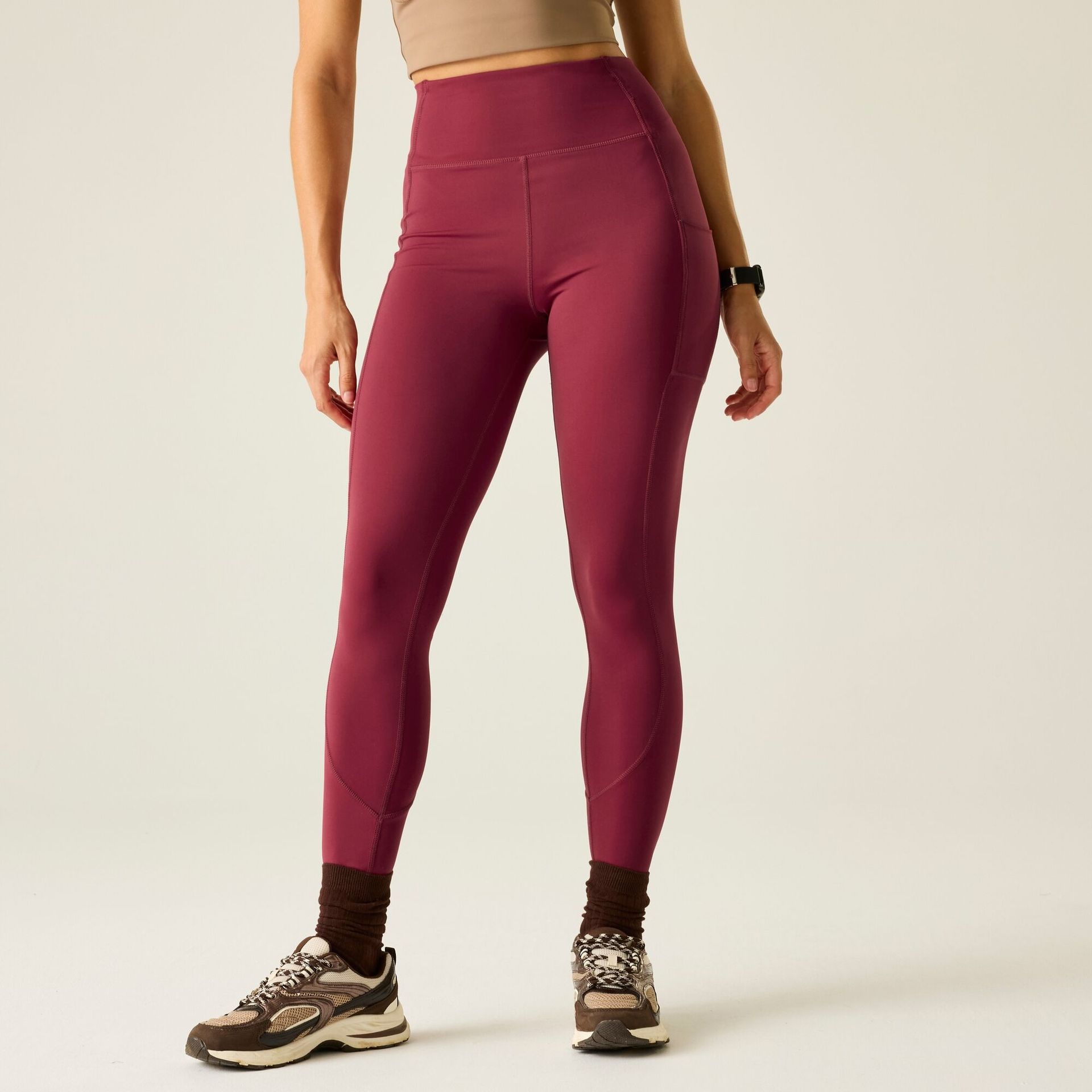 Dare 2b Legginsy sportowe damskie szybkoschnące Power Burgundowy, Rozmiar: 38