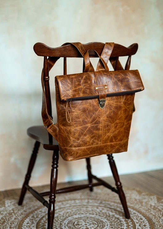 Plecak skórzany brązowy Tanvi vintage ciekawy kształt